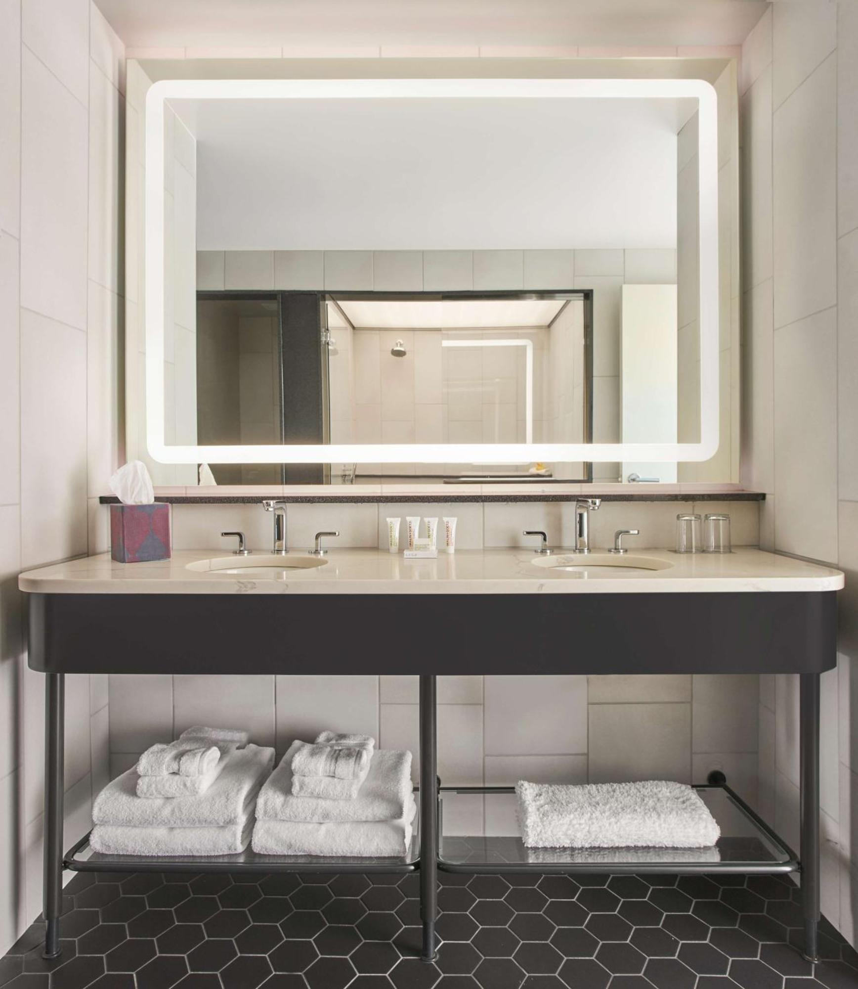 The Bankers Alley Nashville, Tapestry Collection By Hilton 4* Nashville