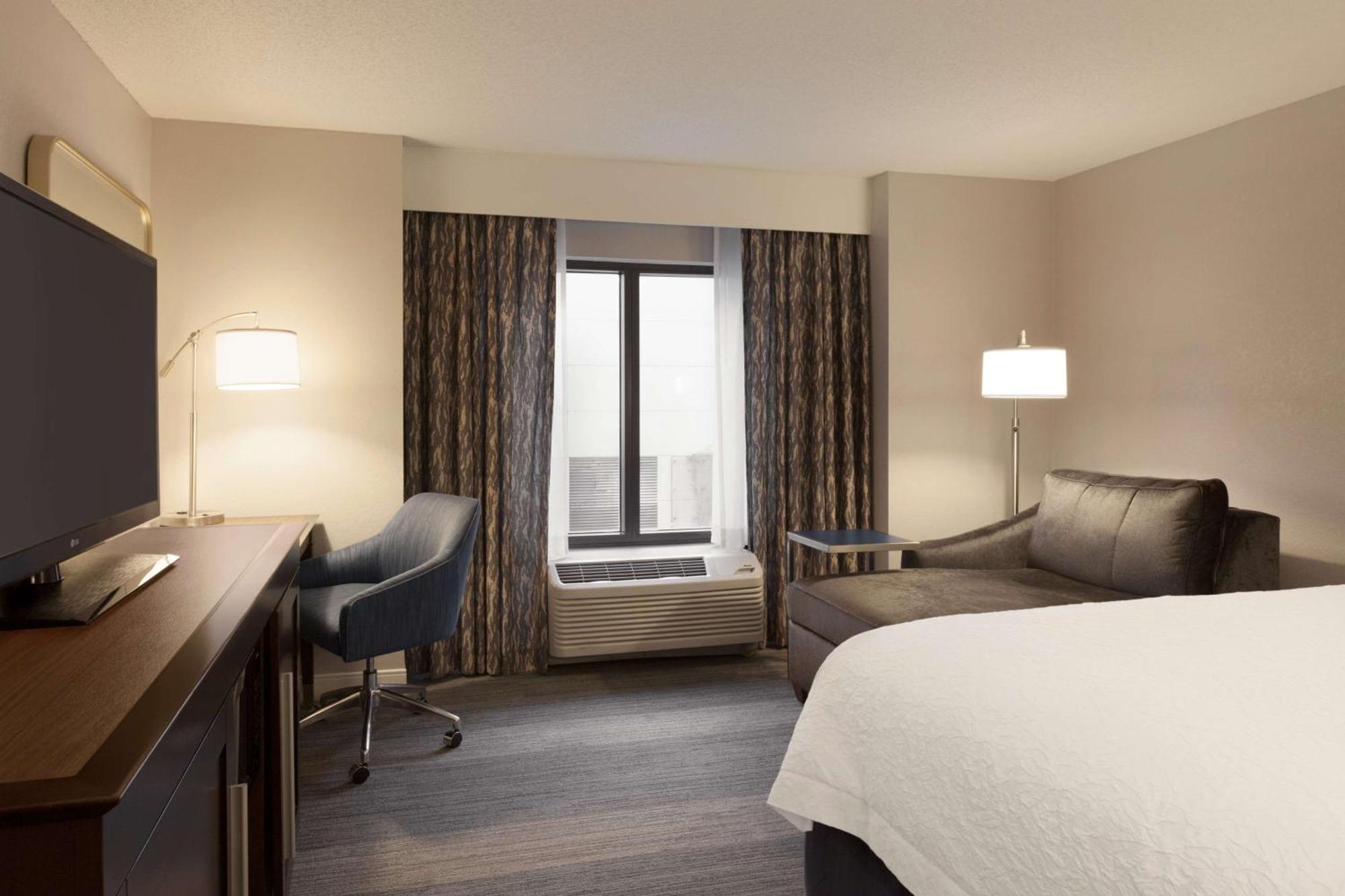 Hotel Hampton & Nashville-downtown Nashville