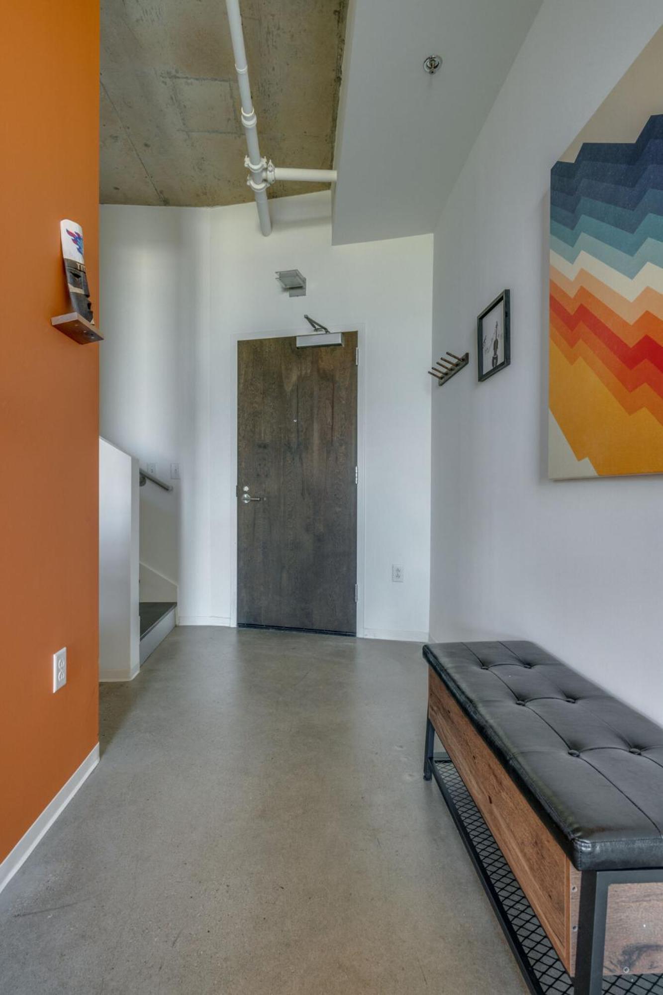 Traveler's Haven 1bd 1 And Half Bath 2 Story East Holiday home Nashville