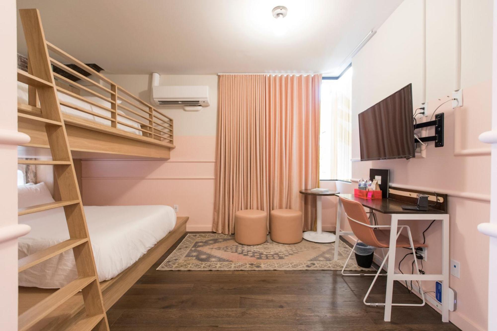 Hotel The Russell Nashville