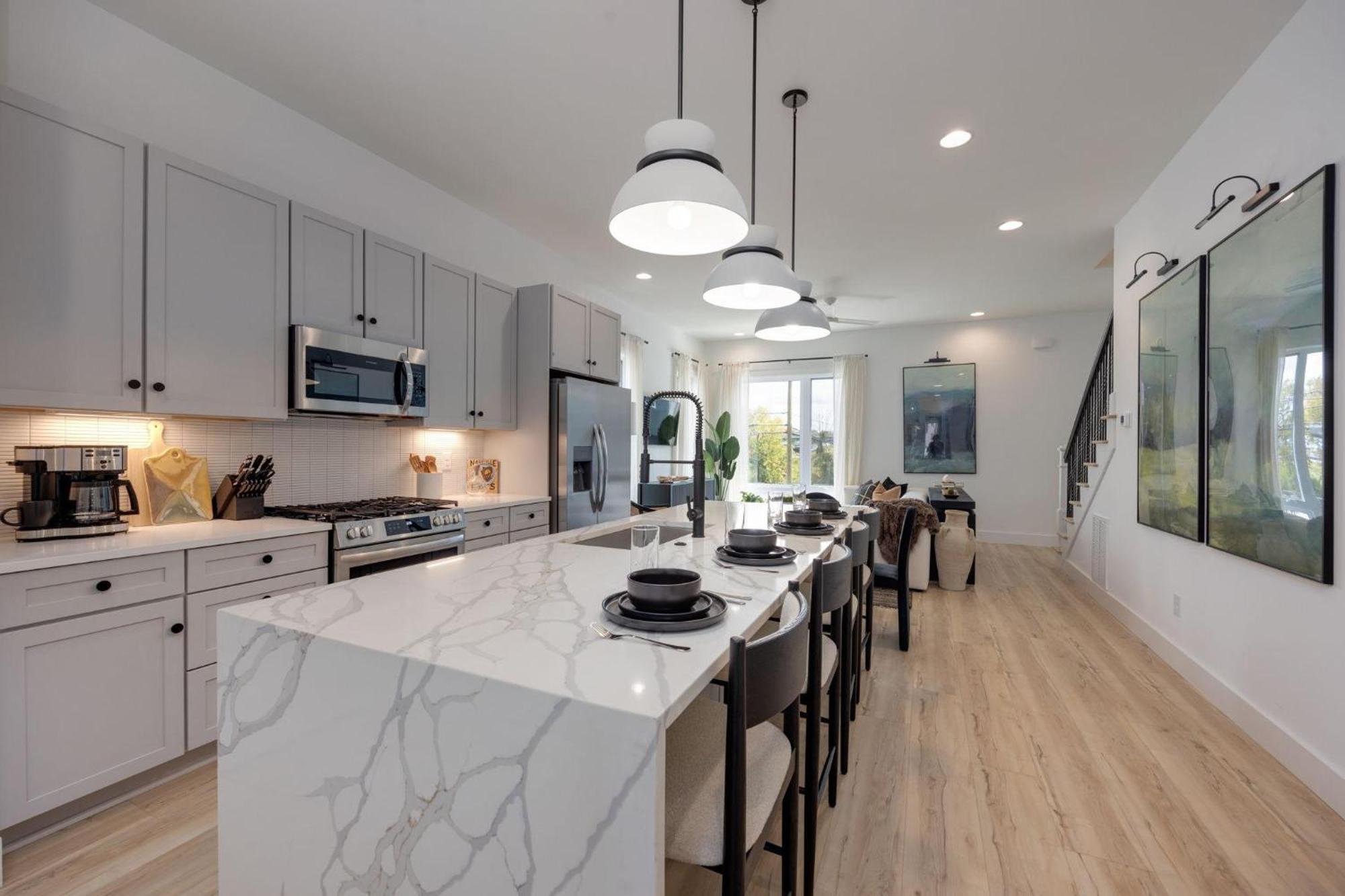- 1400 Napoleon St. Holiday home *