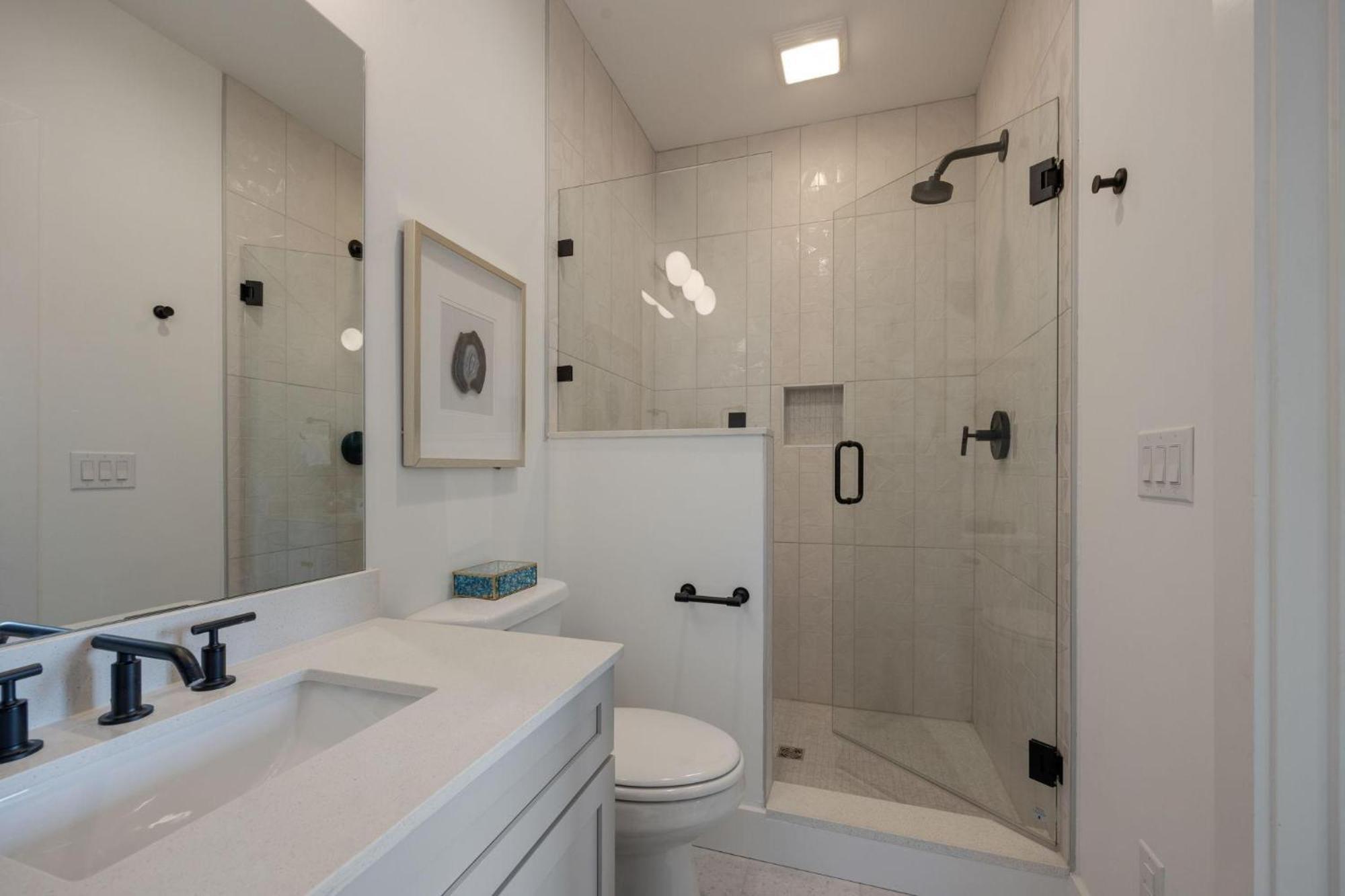 Holiday home - 1400 Napoleon St.