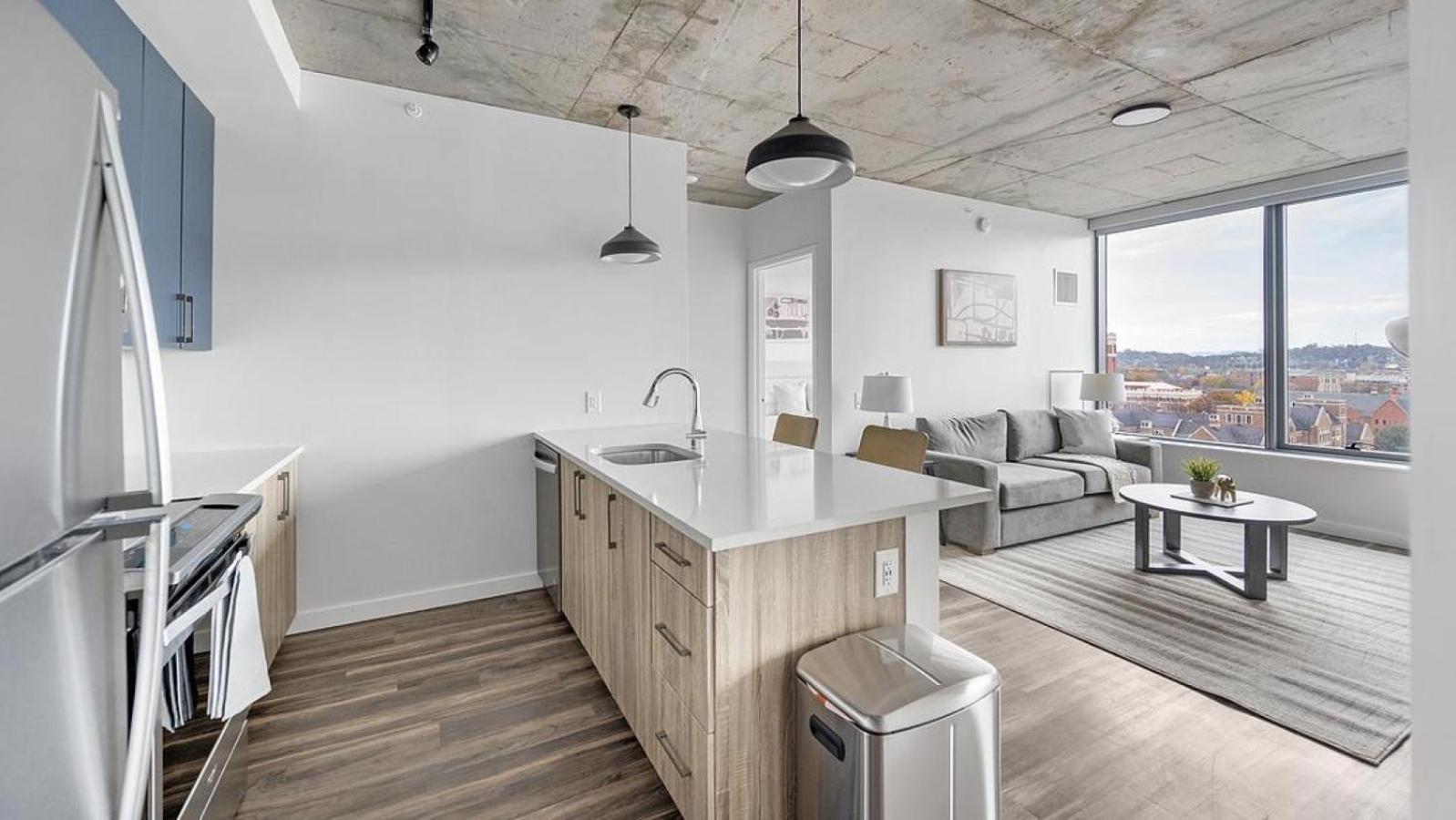 Landing - Modern With Amazing Amenities Apartment Nashville