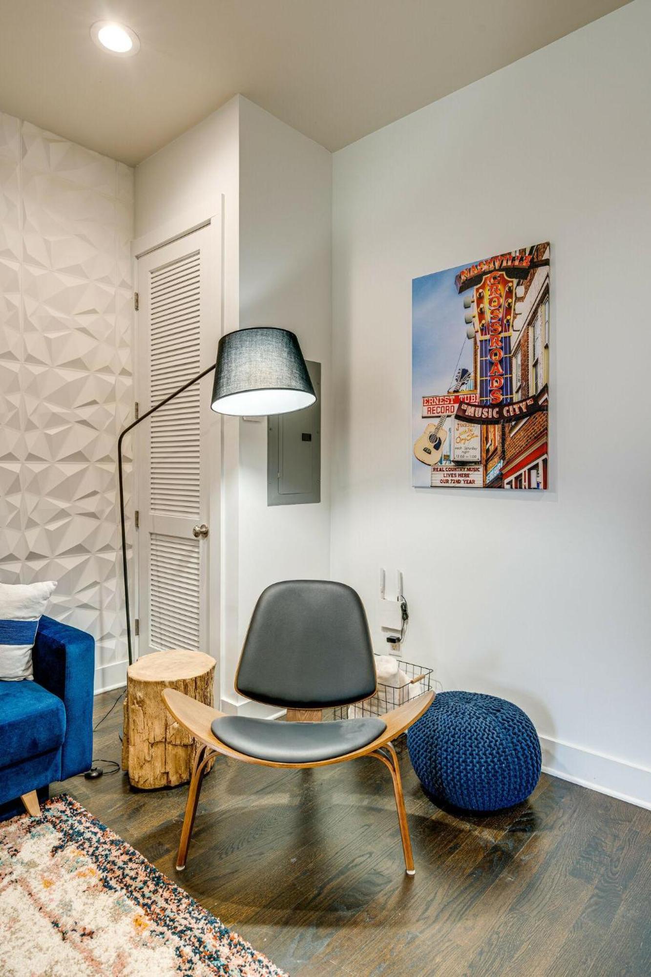 Holiday home Lofts At 30th - Electric Geometric - 6 Mins To Broadway