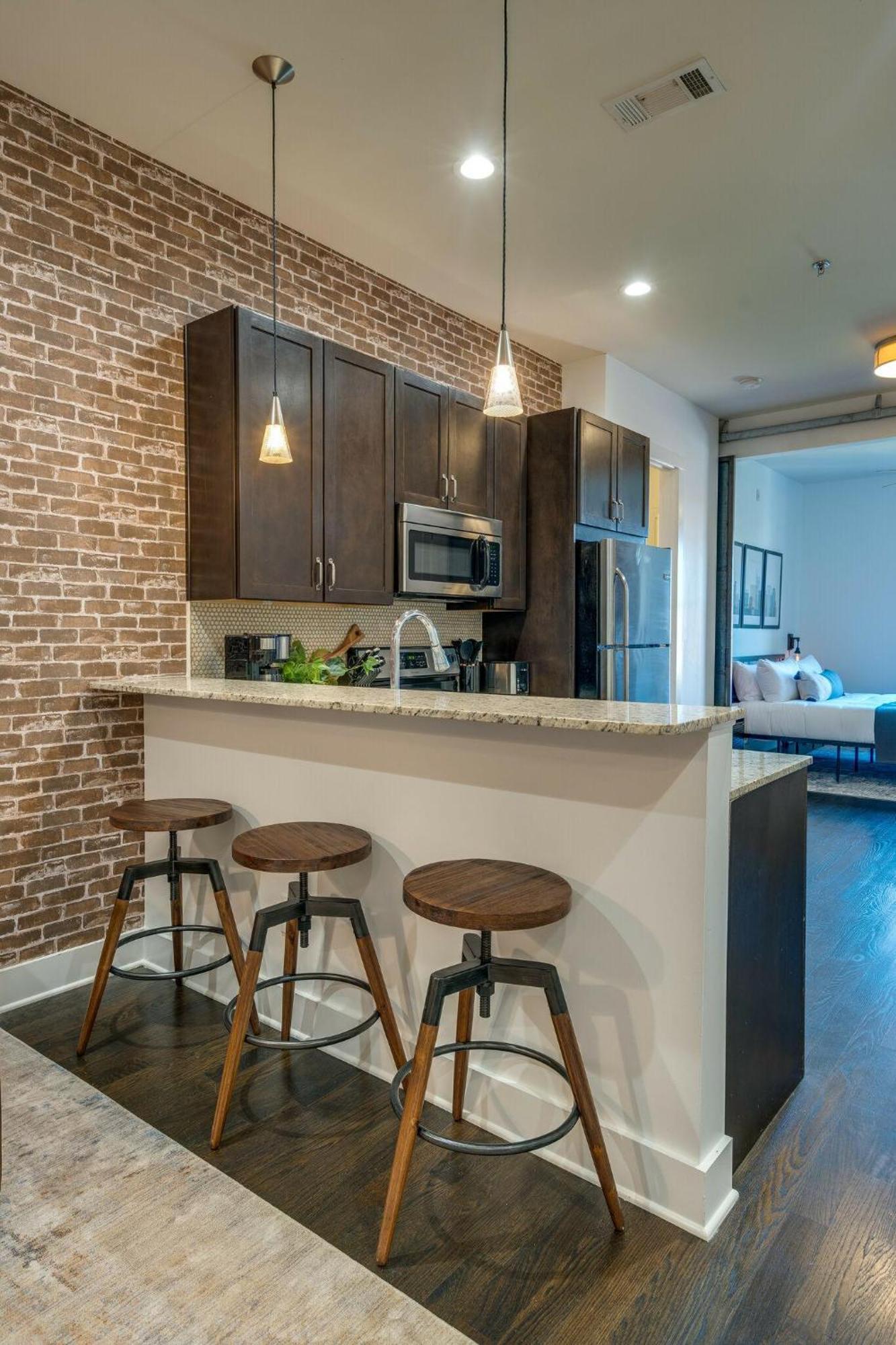 Lofts At 30th - Urban Legend - 6 Mins To Broadway *