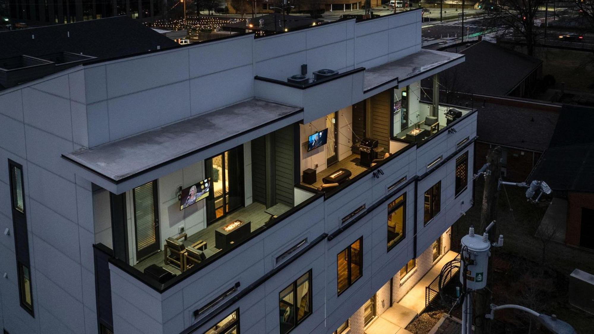 Two Lavish Gulch Homes - Mins To Broadway *