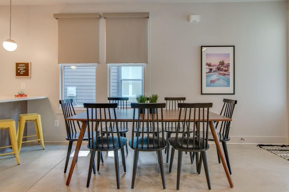 Holiday home Charming East Duplex For 20 *