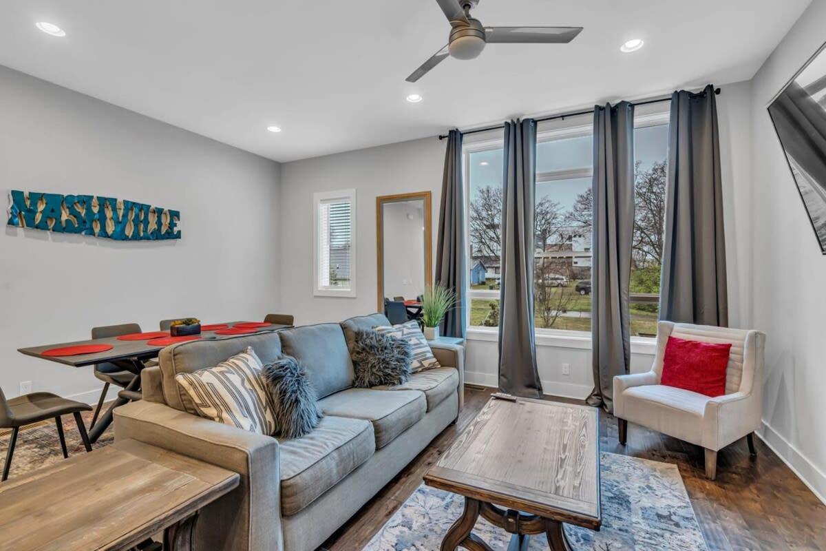 New Luxe 4br 12 Beds - Roofdeck Views - Chefs Kitchen Holiday home