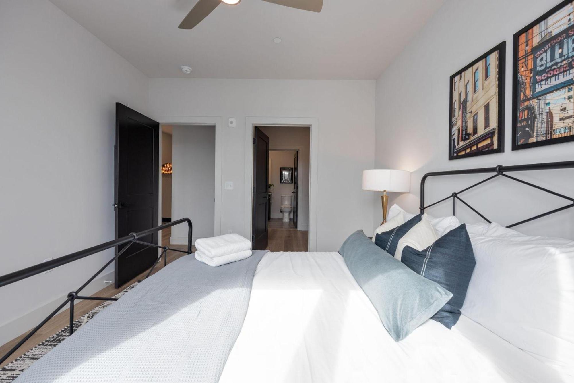 Harmony Hideout - Odyssey - Heart Of Midtown *