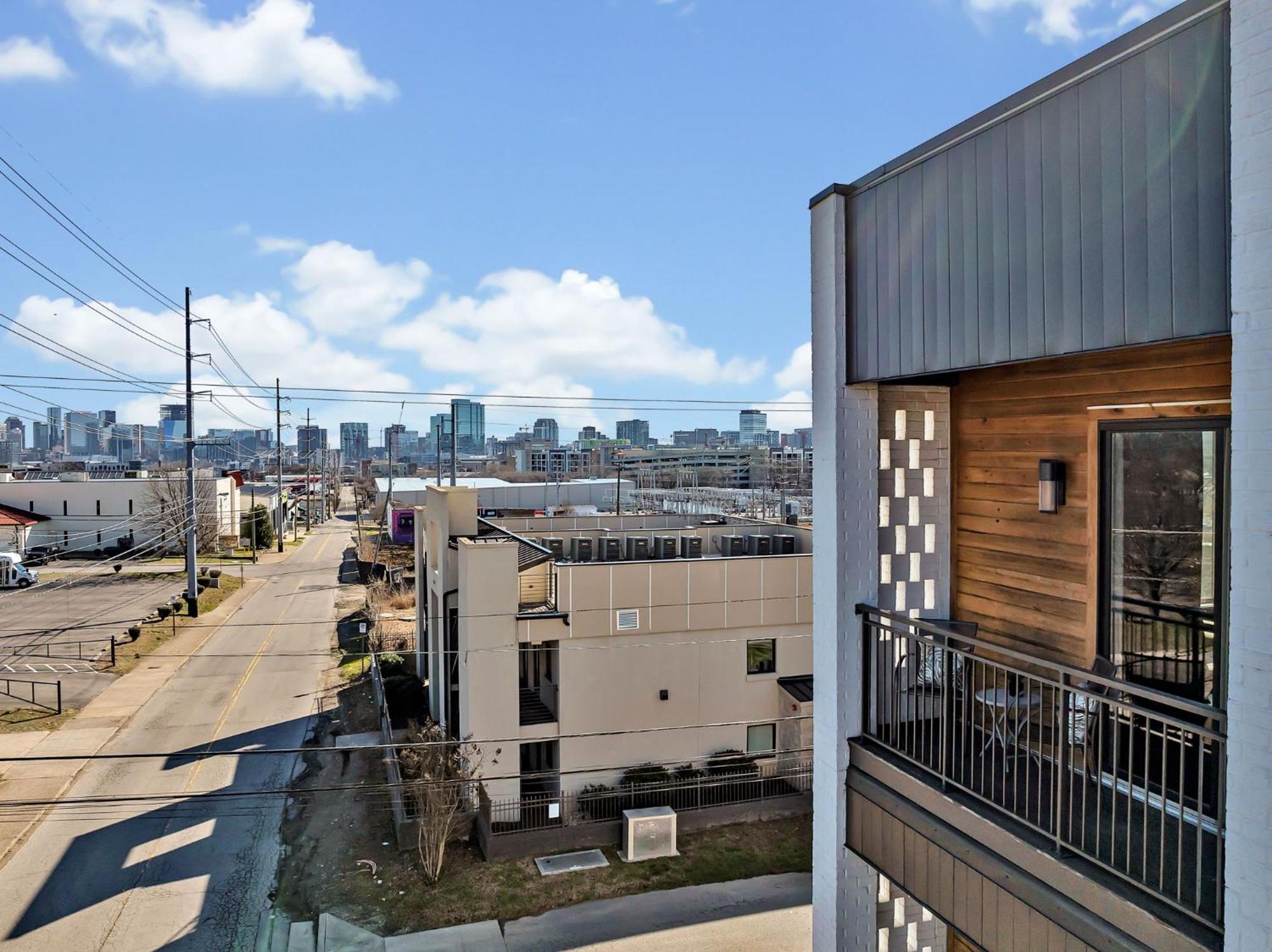 The Outlaw In Downtown By Nautical Holiday home