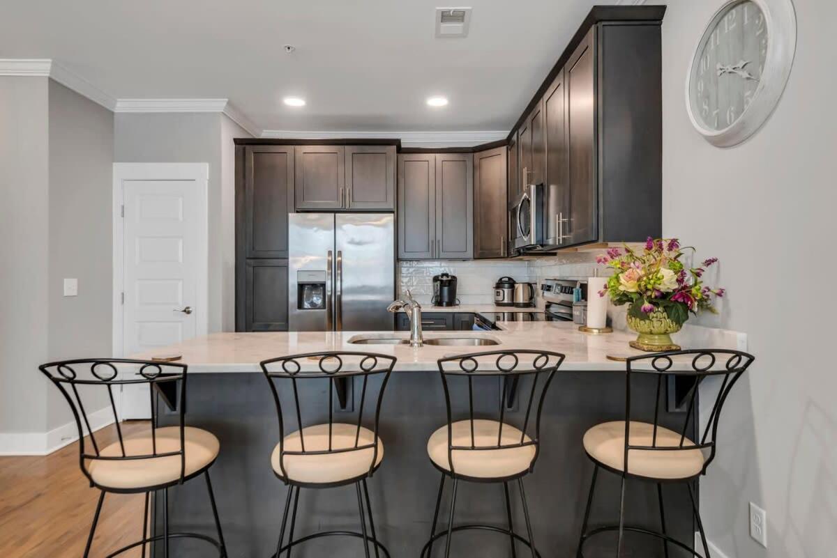 Holiday home Modern Nations - Walkable - 5 Mi Downtown