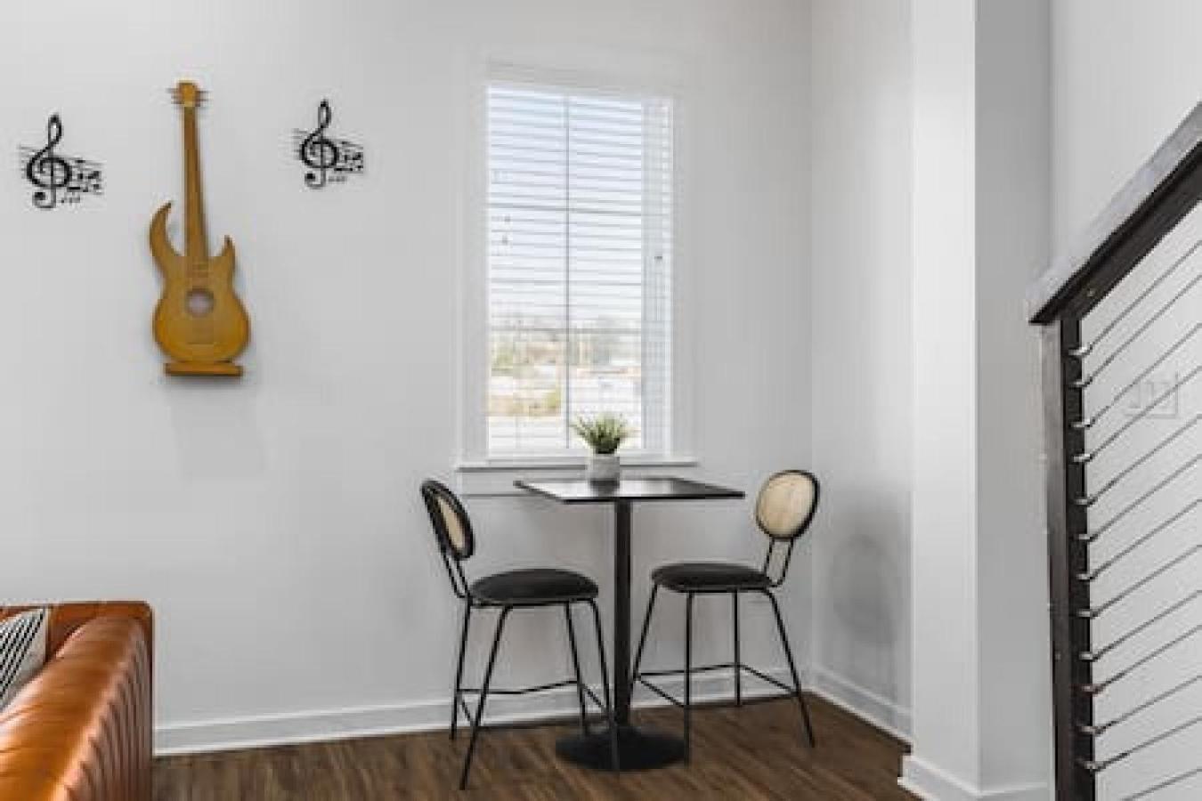 Holiday home Modern With Large Patio Rooftop Deck And Garage Nashville