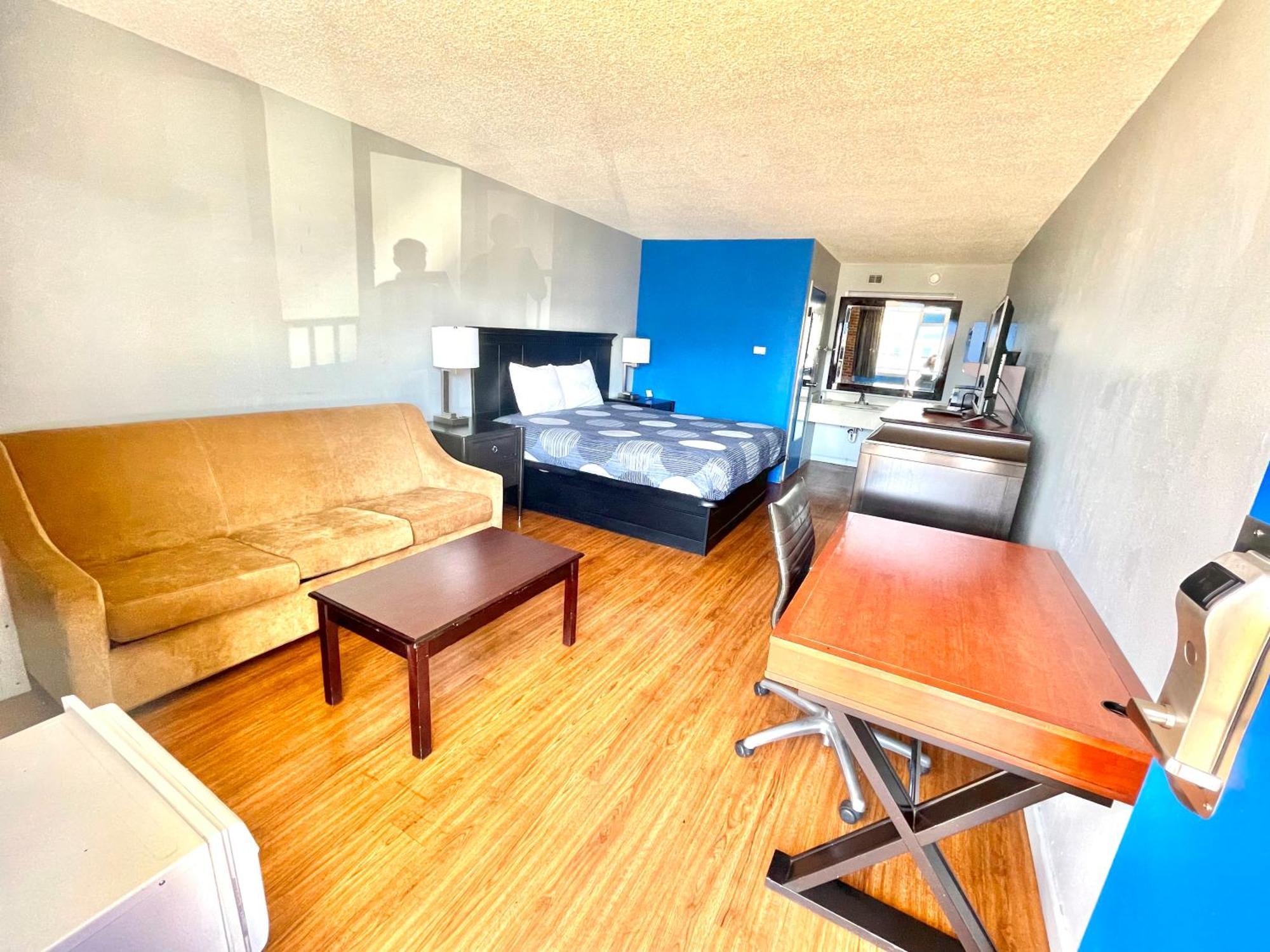 Rodeway Inn- Airport - Downtown - Mexican Restaurant On Site 2* Nashville