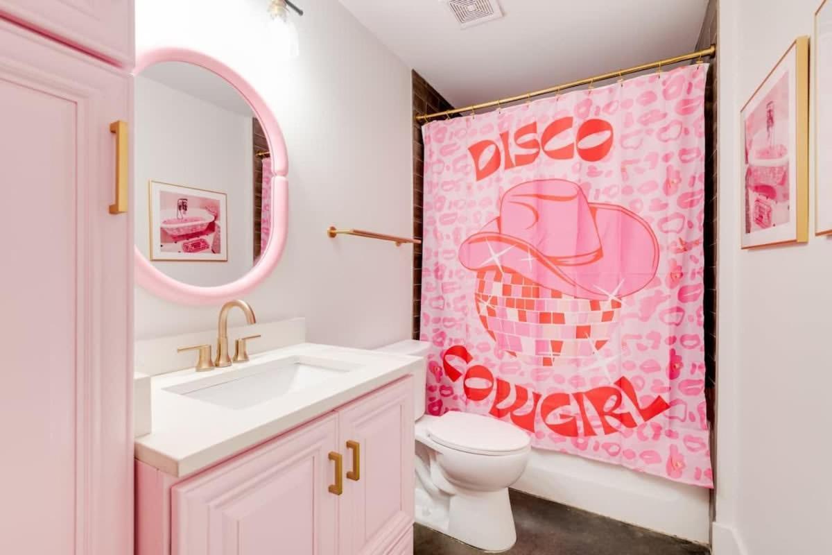 Holiday home Butterfly Bnb~modern Luxury~giant Rooftop~9min Dt *