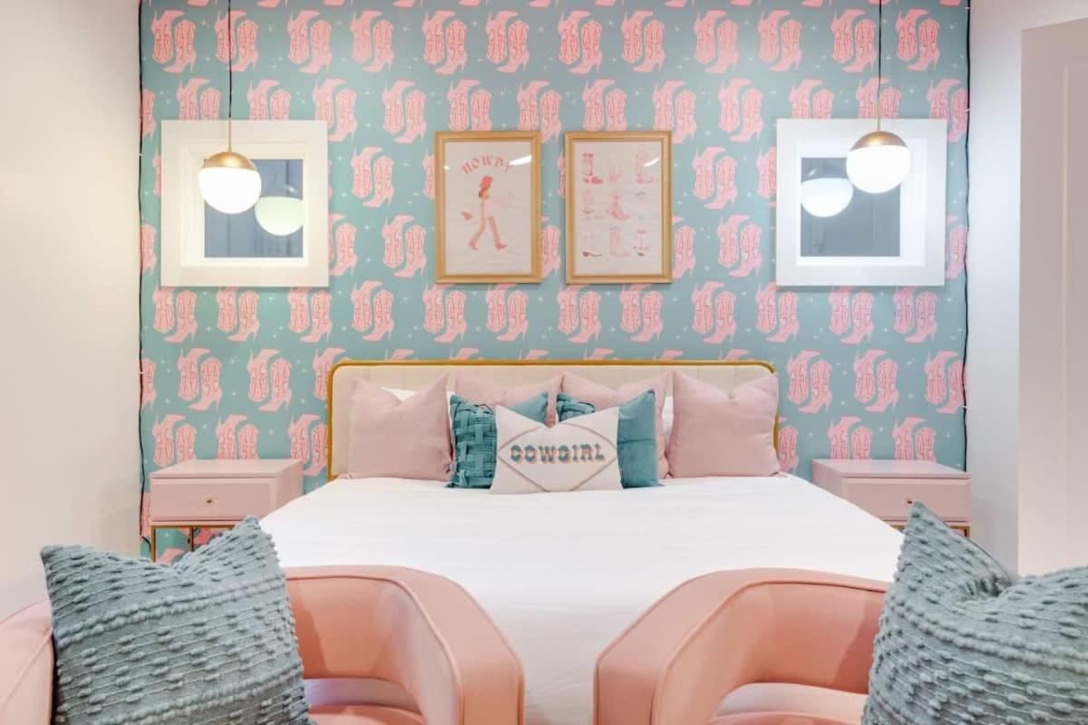 Holiday home Butterfly Bnb~modern Luxury~giant Rooftop~9min Dt *