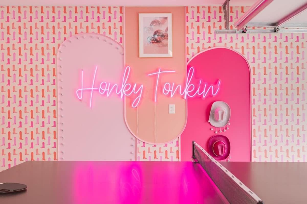 Butterfly Bnb~modern Luxury~giant Rooftop~9min Dt Holiday home *