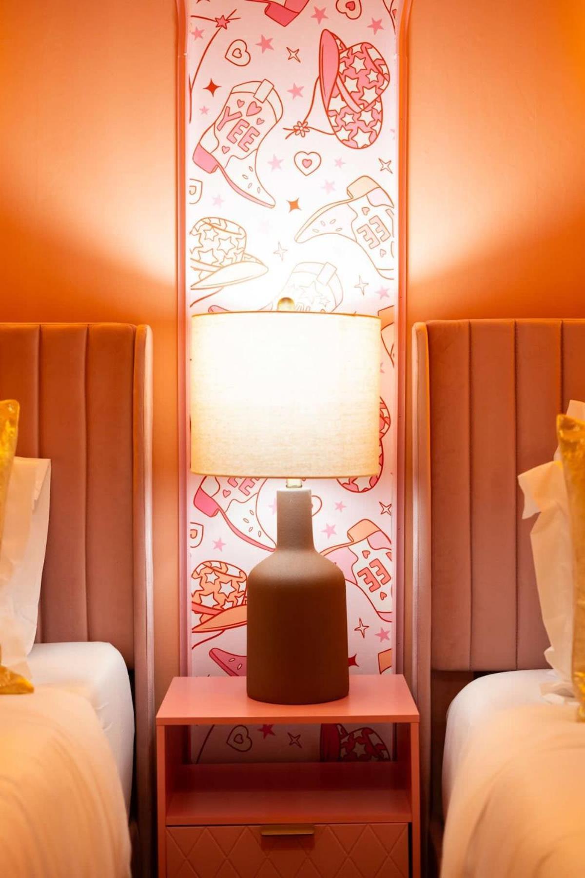 Holiday home Butterfly Bnb~modern Luxury~giant Rooftop~9min Dt *