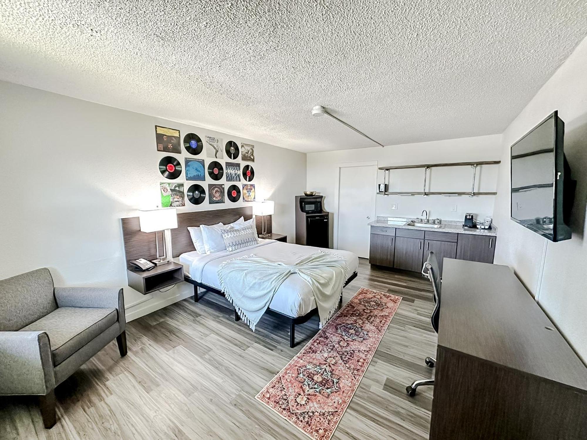 Apartment Sleepover Nashville