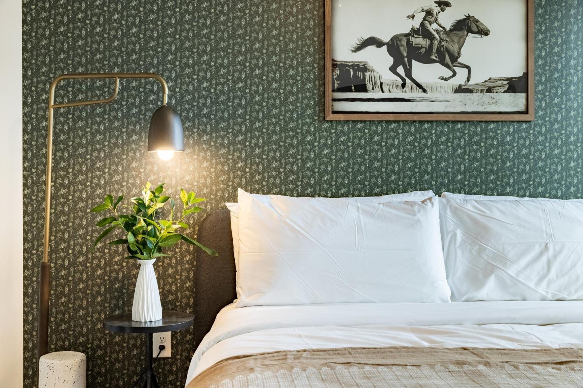 Hotel Outrider 103 By Avantstay 2miles To Dt Nash *