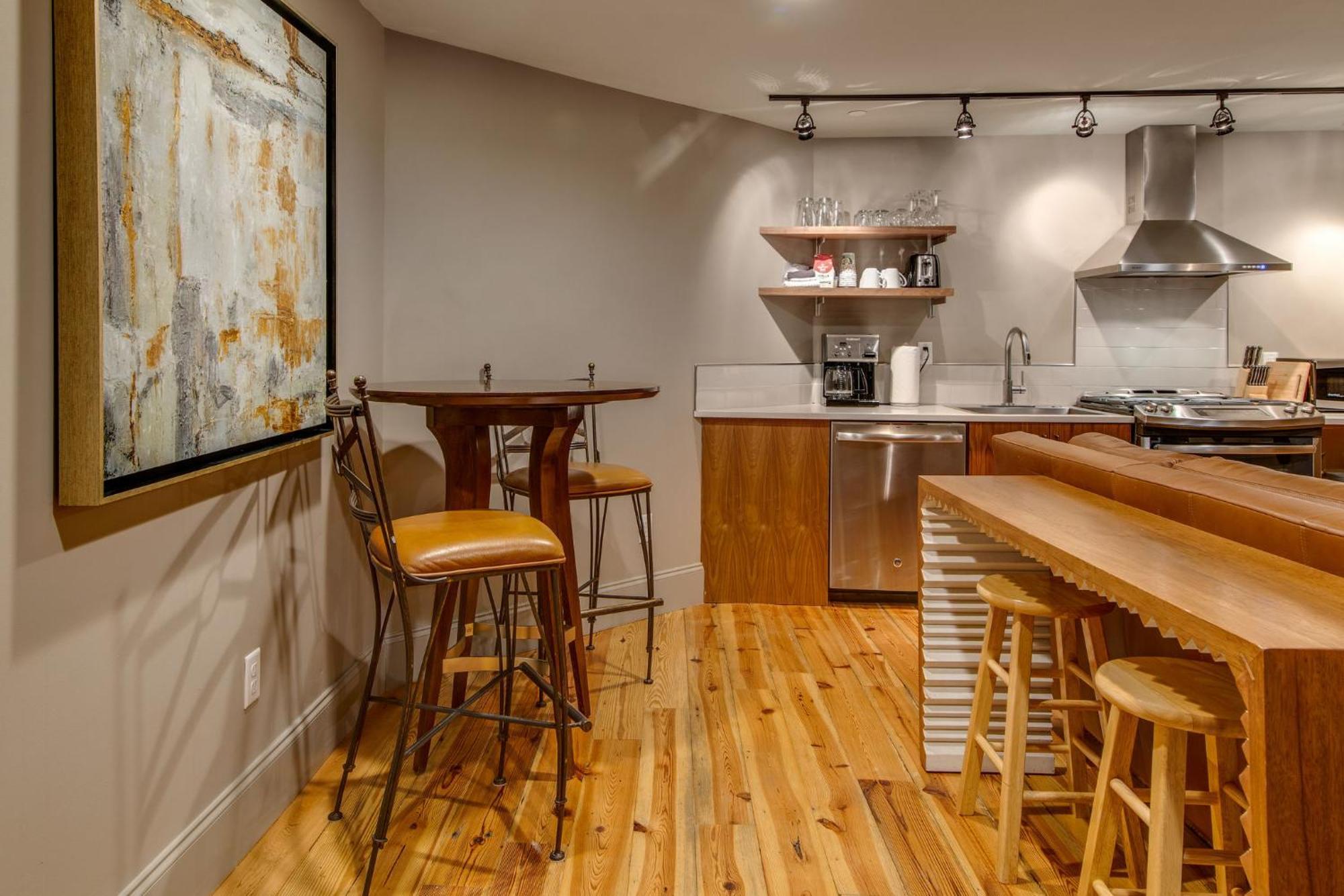 Riverfront Lofts Aparthotel Nashville