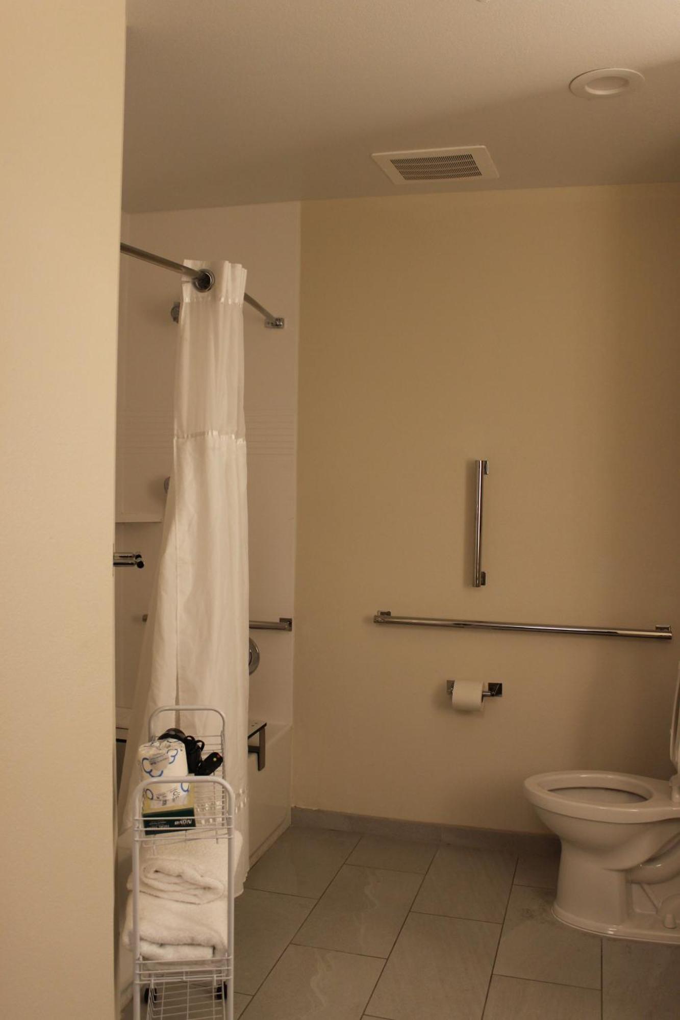 Candlewood - South By Ihg 3*