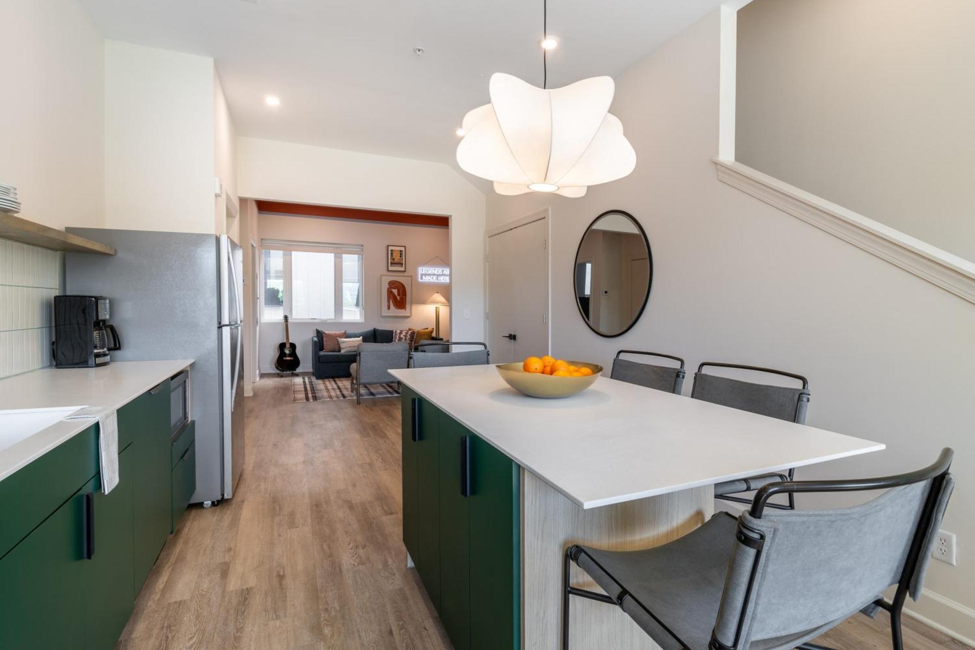 Apartment Conway C206 By Avantstay Balcony W Views 5mins To Broadway Nashville