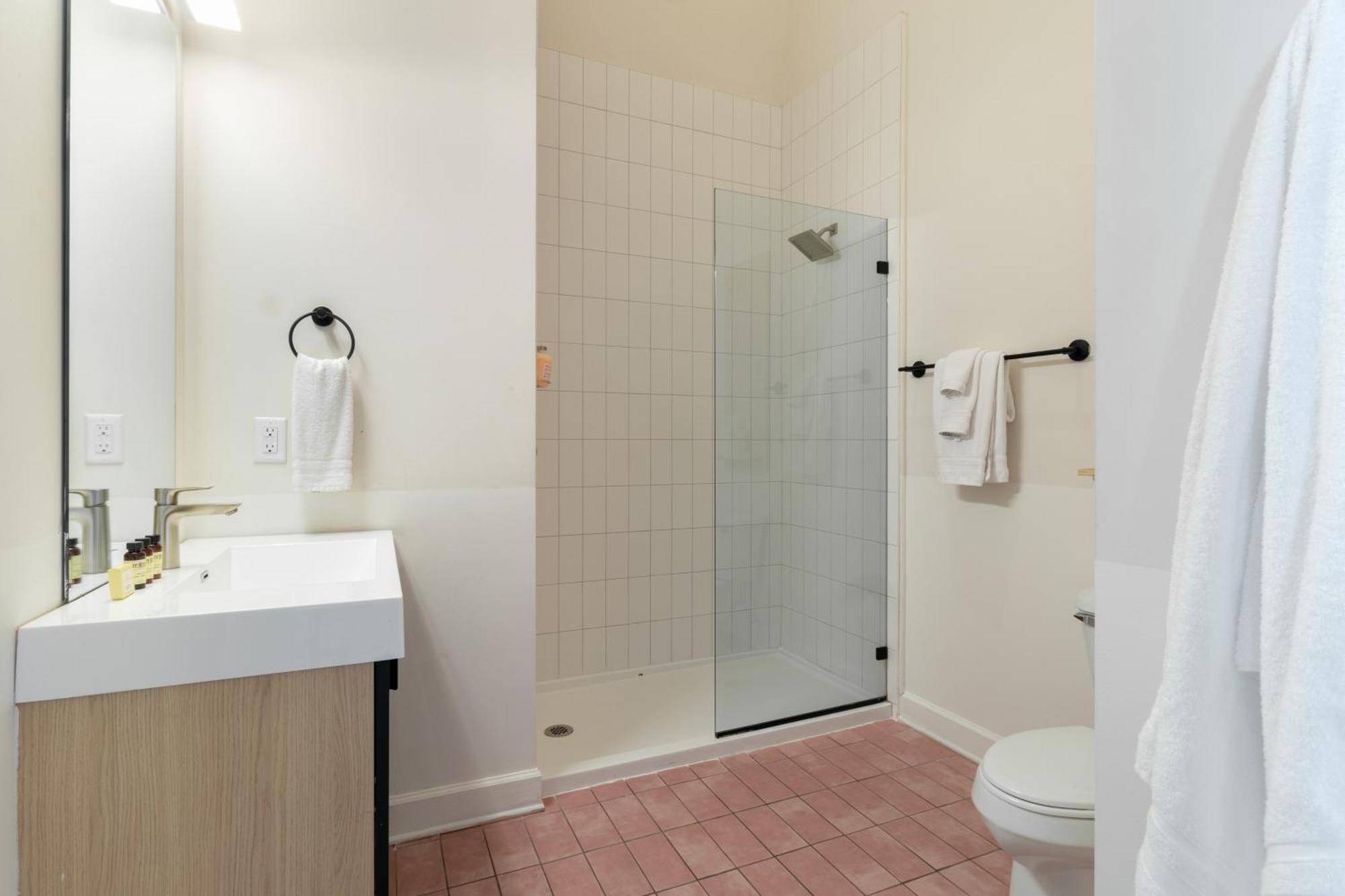 Apartment Conway B202 By Avantstay Stylish 2bdr In Downtown 5 Mins To Broadway Nashville