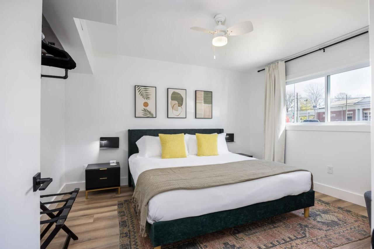 Stylish In Hillsboro Village By Vanderbilt And Belmont * Nashville