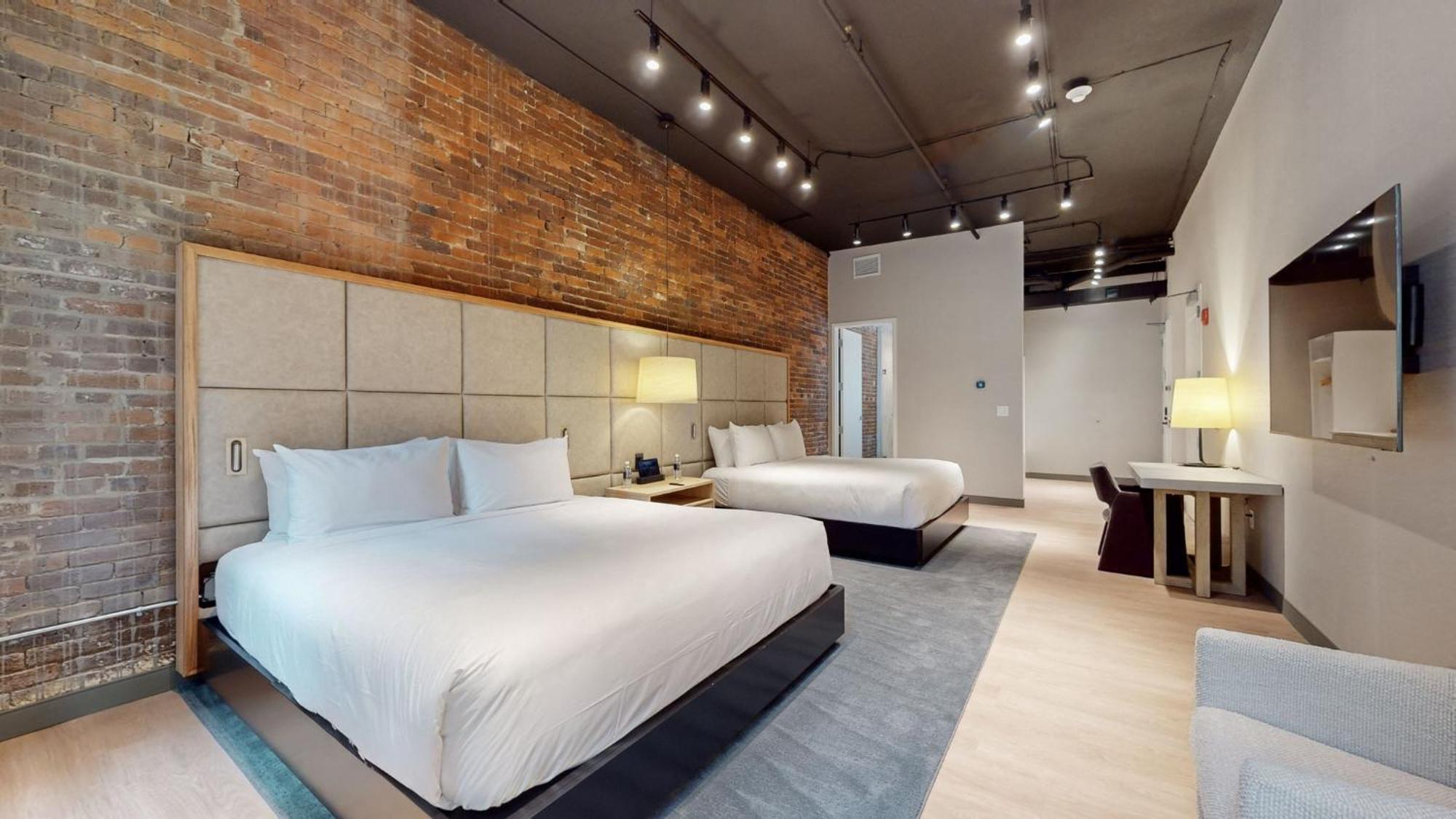 154 Hotel