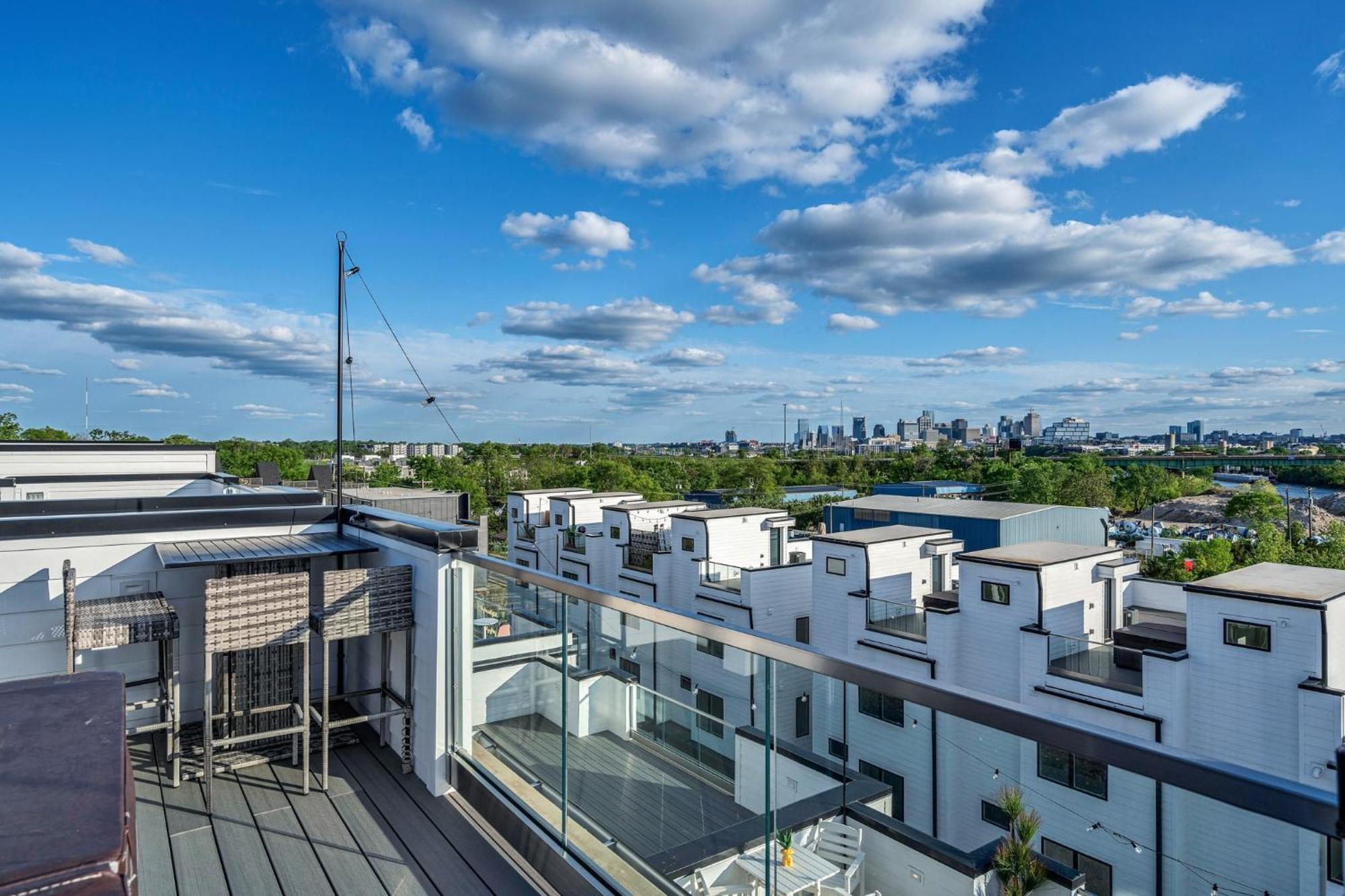 Holiday home New We Roll Rooftop - Hot Tub With Views - 13 Beds Nashville