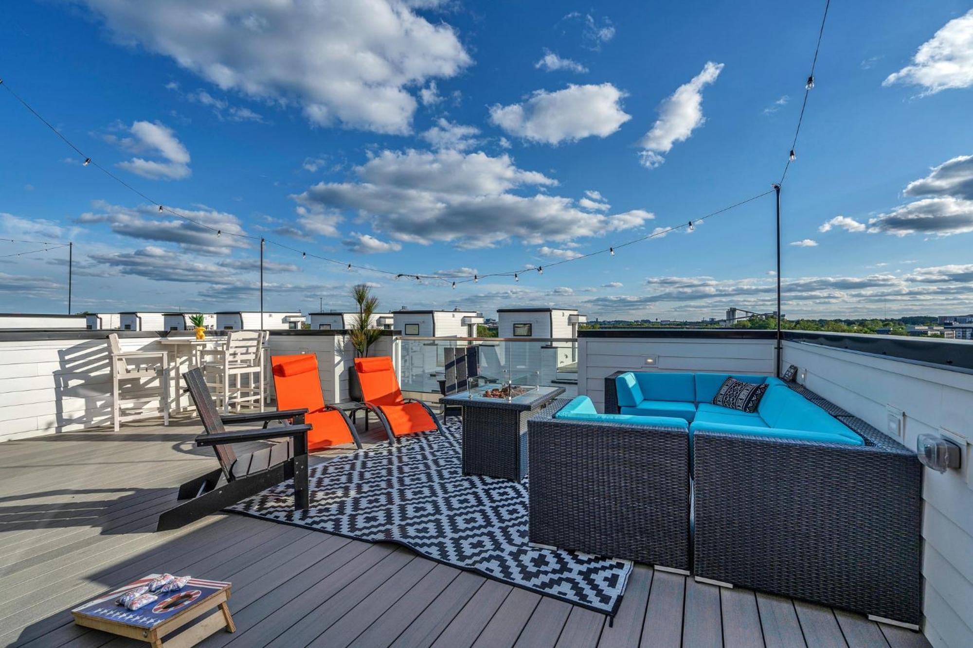 Holiday home New We Roll Rooftop - Hot Tub With Views - 13 Beds Nashville