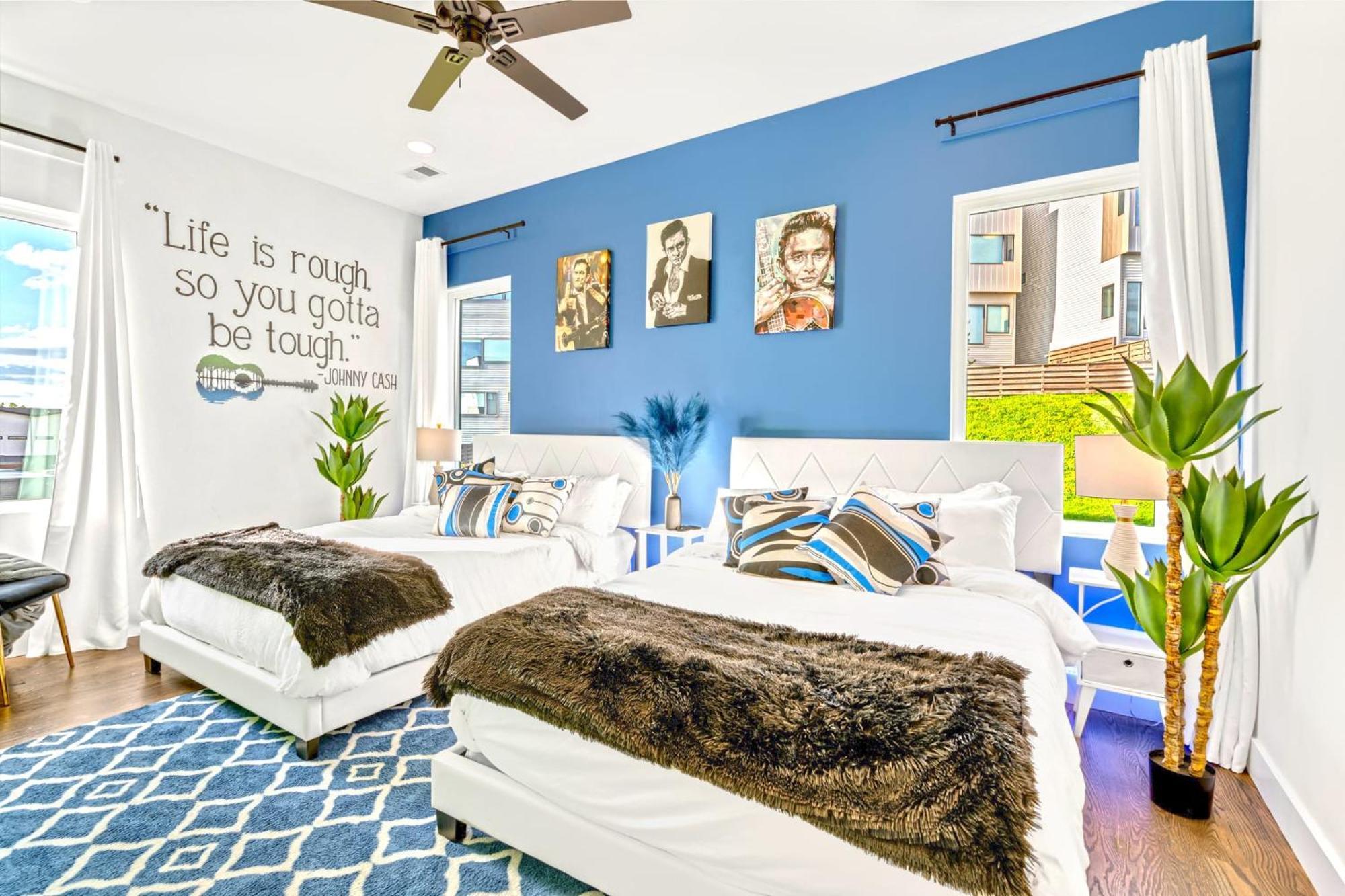 New We Roll Rooftop - Hot Tub With Views - 13 Beds * Nashville