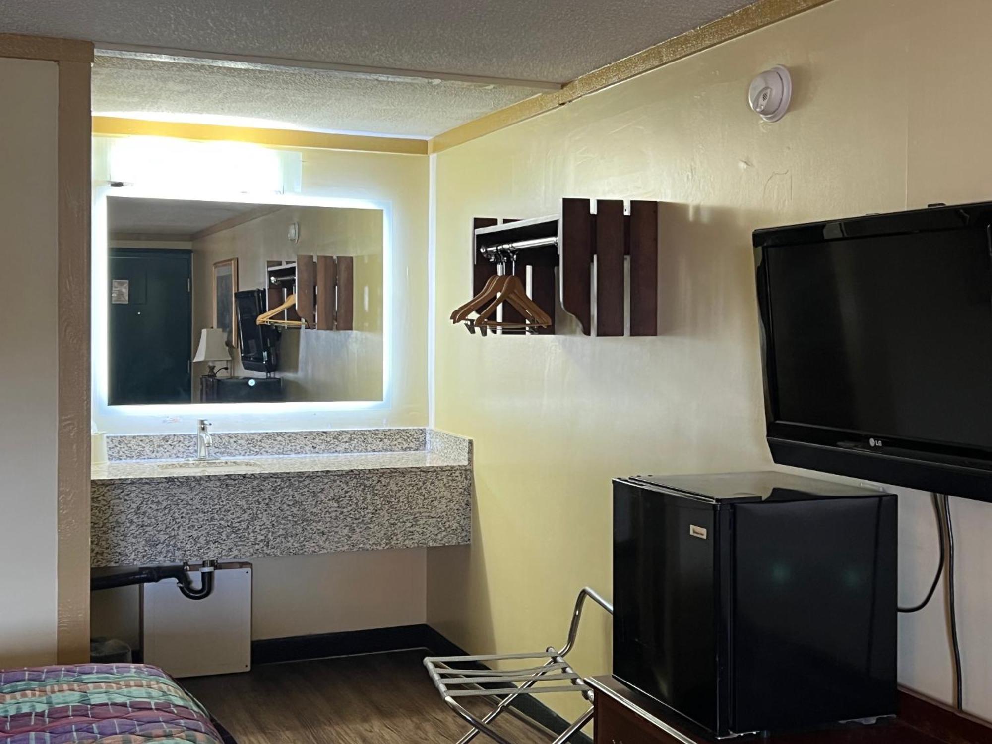 Hotel Executive &