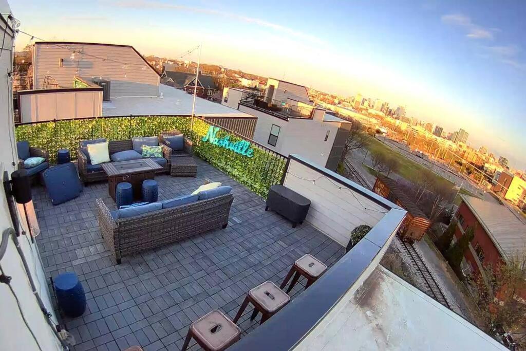 New And Luxurious By Downtown With Rooftop Deck! Holiday home *