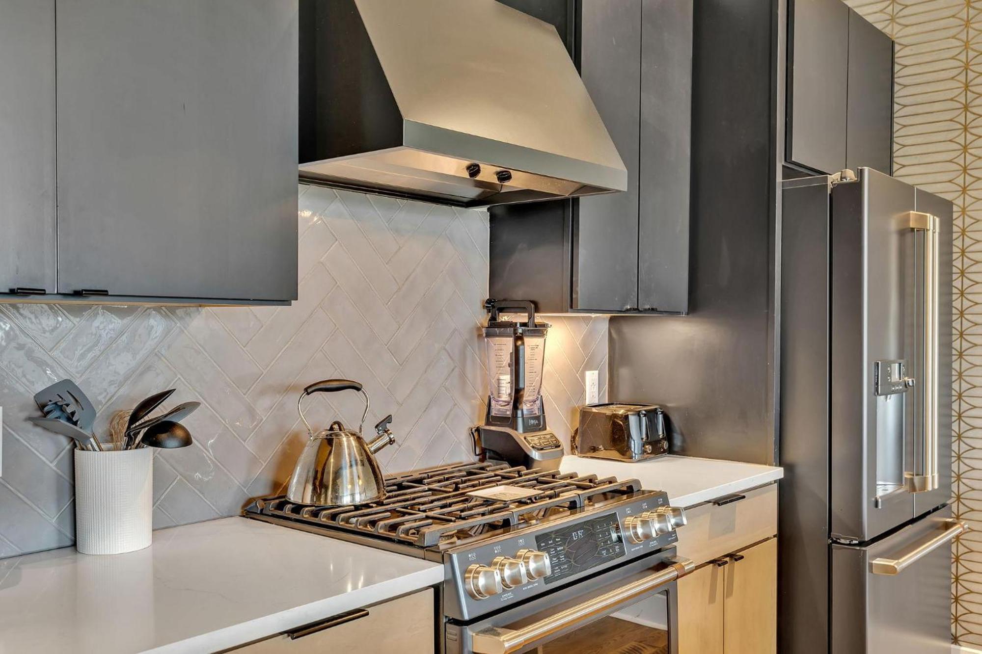 Holiday home Downtown Dolly - Heart Of Gulch - Rooftop Hot Tub *