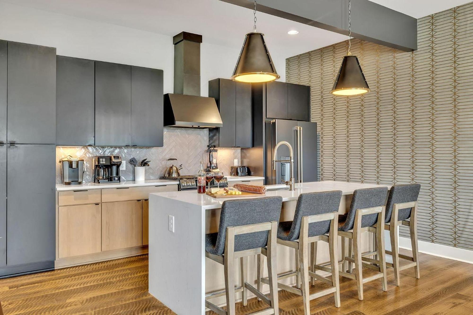 Downtown Dolly - Heart Of Gulch - Rooftop Hot Tub Holiday home Nashville