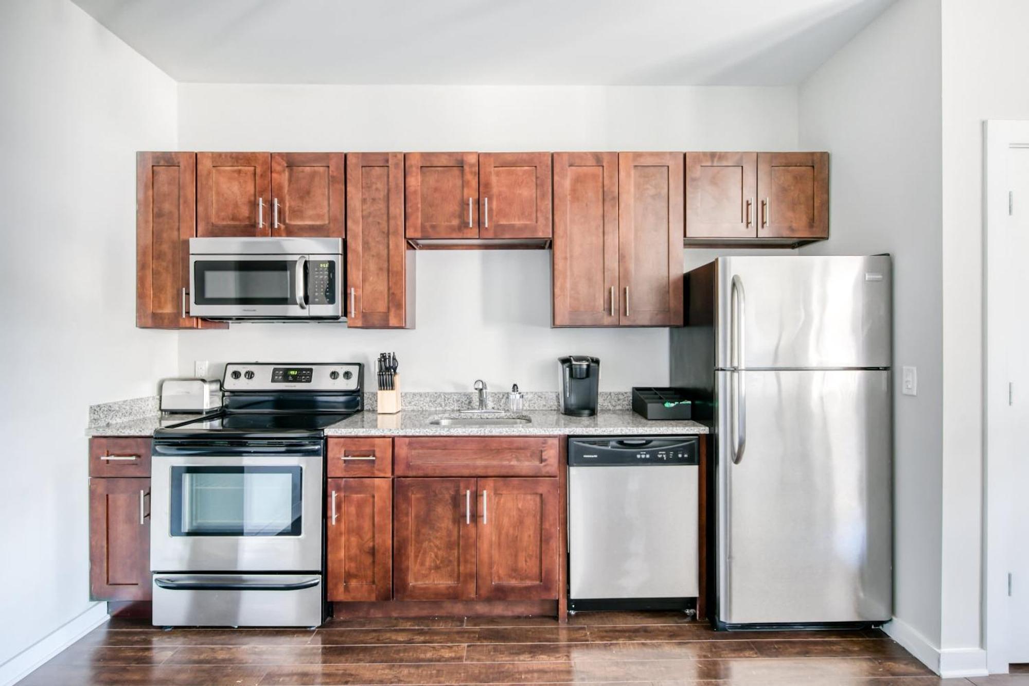 Cozysuites Music Row Modern 1br With Free Parking 02 Apartment Nashville