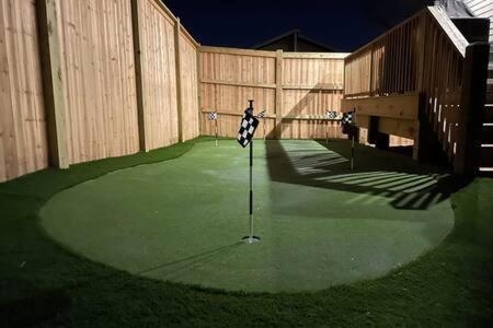 Holiday home Modern Luxury Hot Tub Mini Golf Elevator Views *