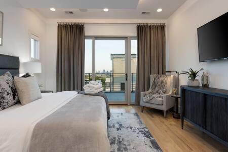 Holiday home Modern Luxury Hot Tub Mini Golf Elevator Views Nashville