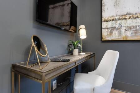 Holiday home Modern Luxury Hot Tub Mini Golf Elevator Views