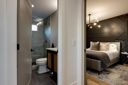 Holiday home Modern Luxury Hot Tub Mini Golf Elevator Views Nashville