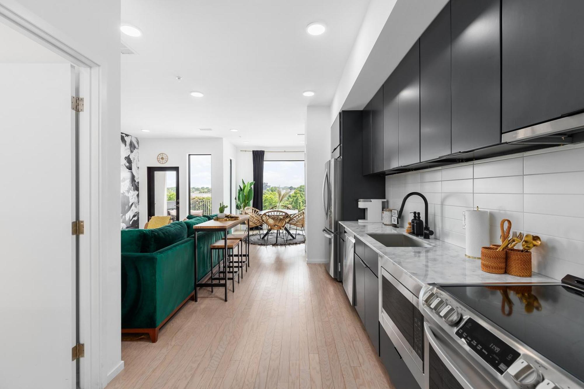 River View High-end With Private Patio And Free Parking Holiday home