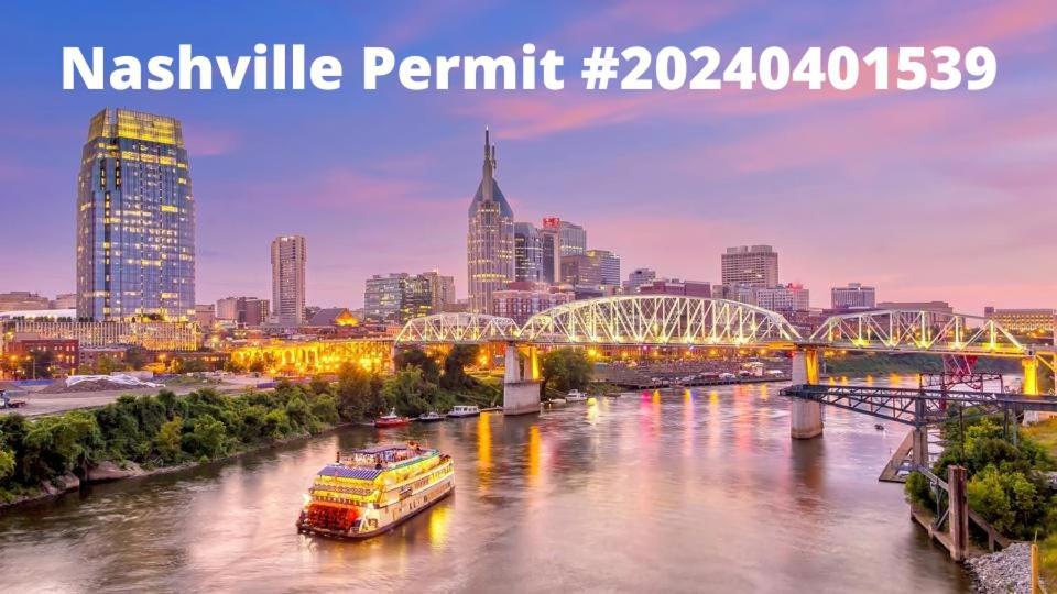 Bass - Private Rooftop - 8 Mins To Broadway Holiday home Nashville