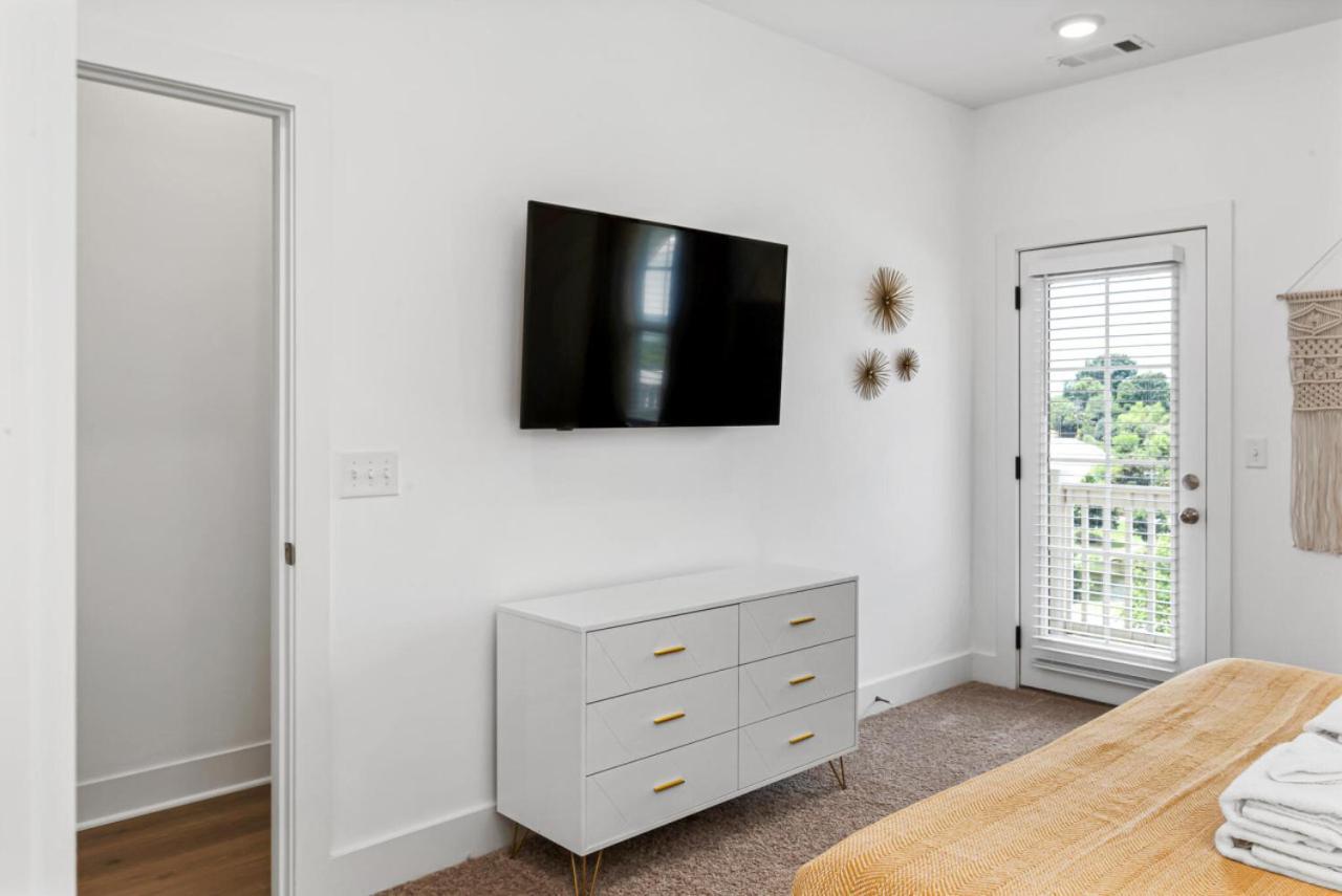 The Lakeside Landing * Nashville