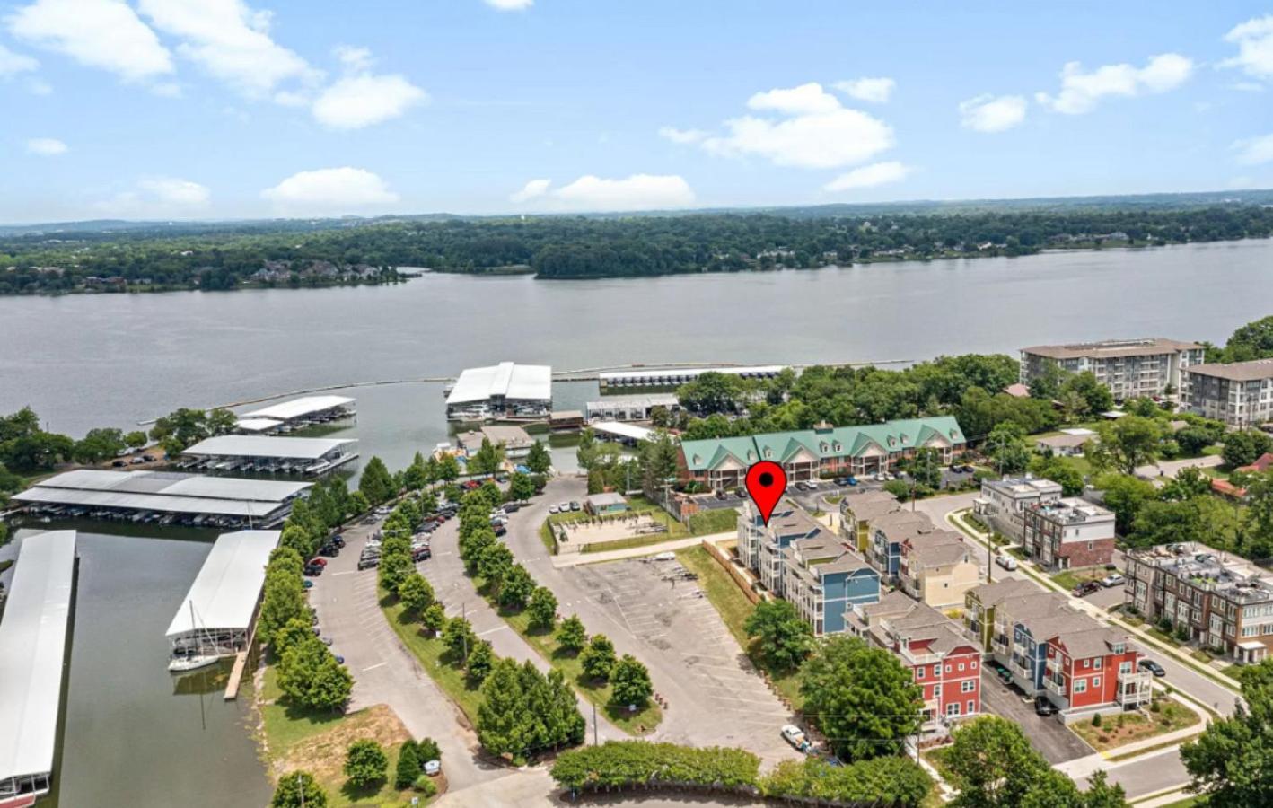 The Lakeside Landing Holiday home *