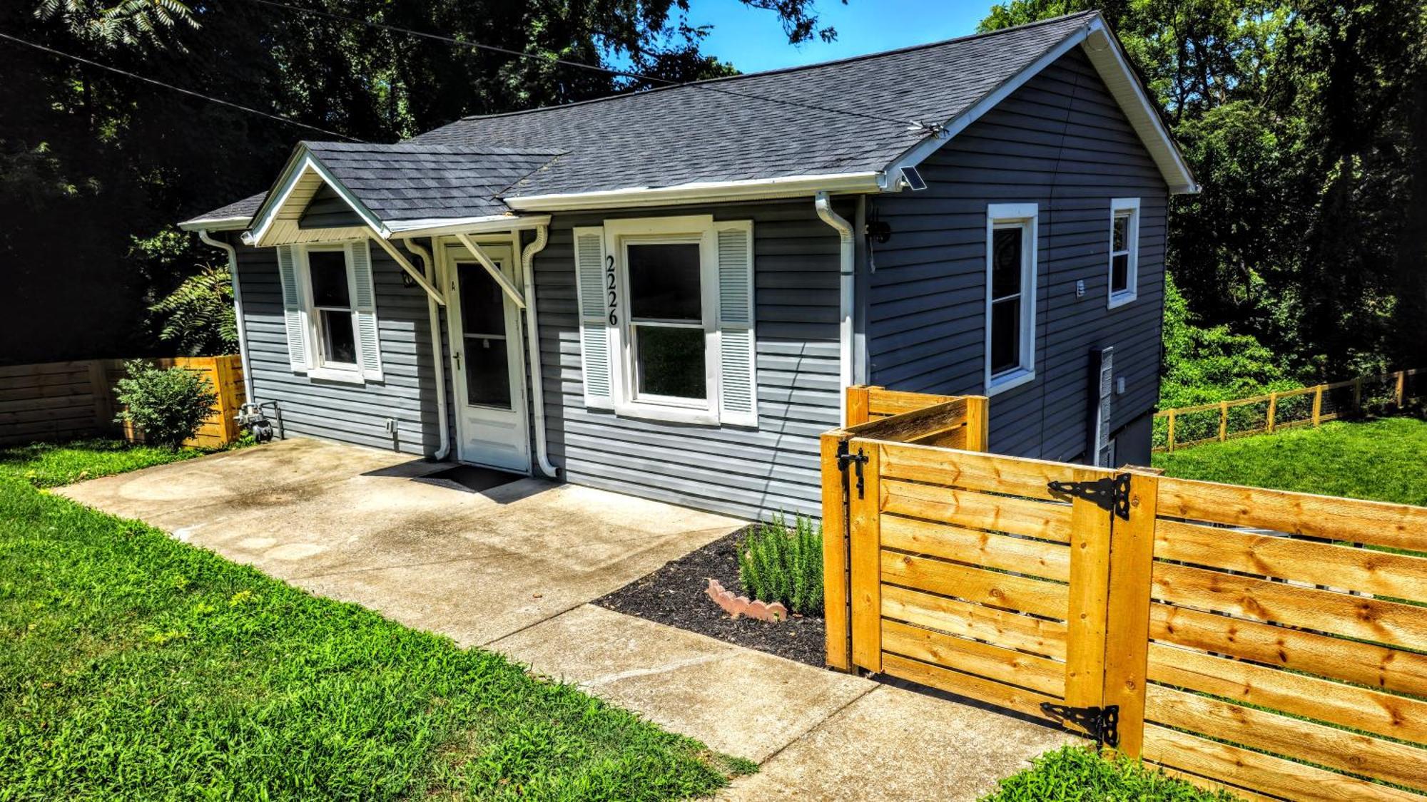 Apartment Luxury Duplex Unit In *