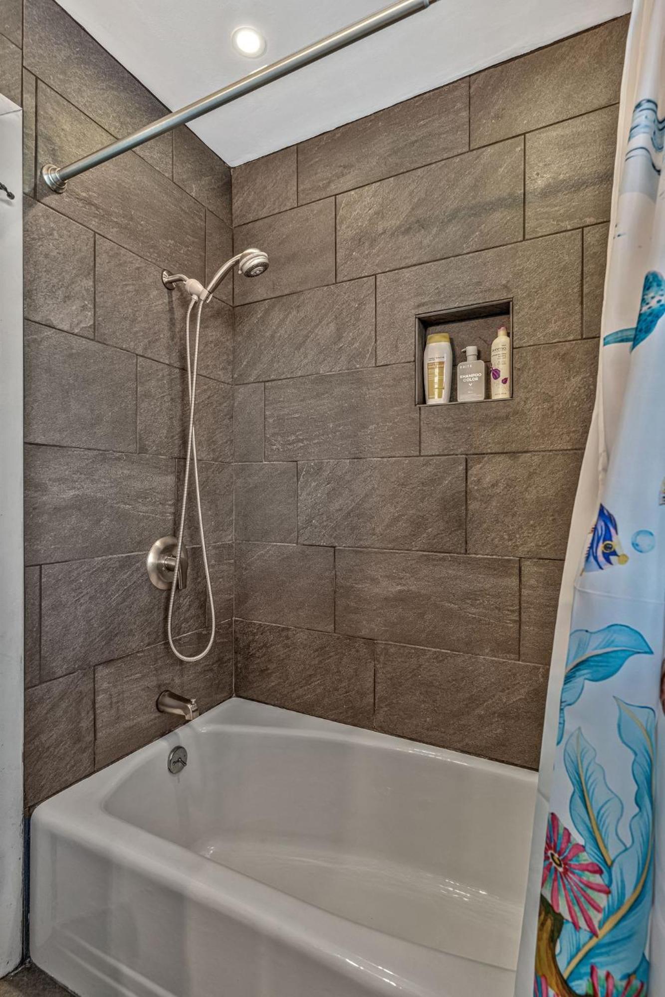 Holiday home E Nash Sf 5mi From Broadway Chef's Kitchen *