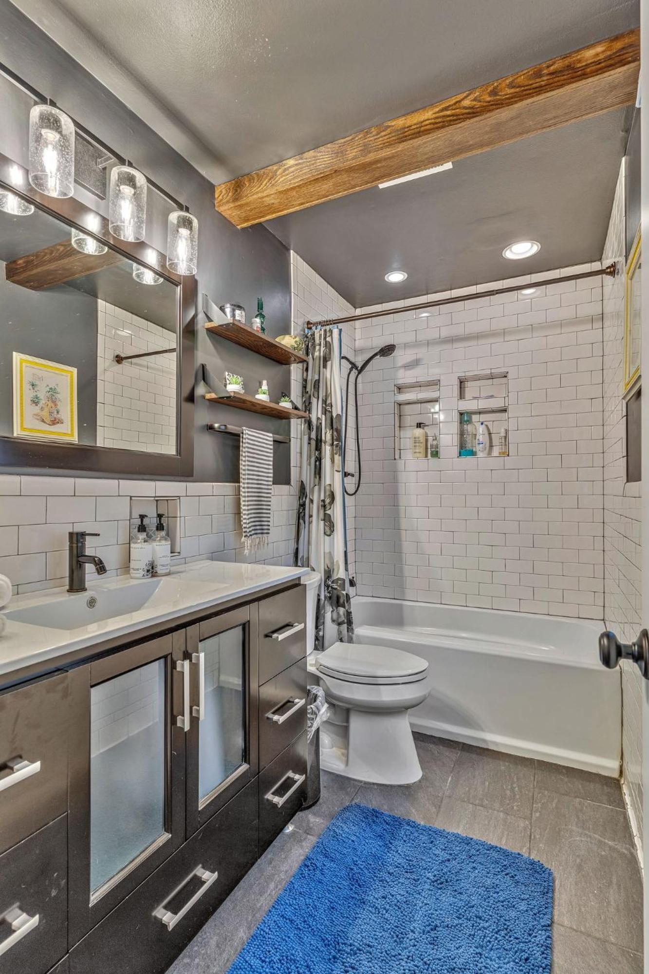 E Nash Sf 5mi From Broadway Chef's Kitchen *