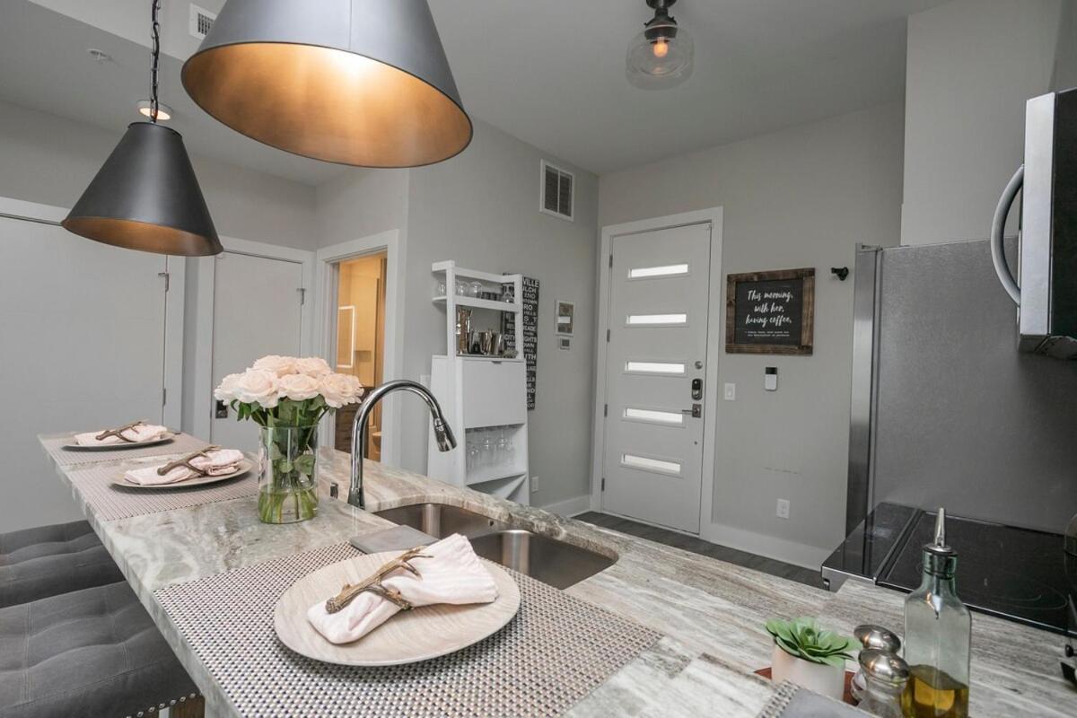 Downtown Luxury At The Southern Belle * Nashville