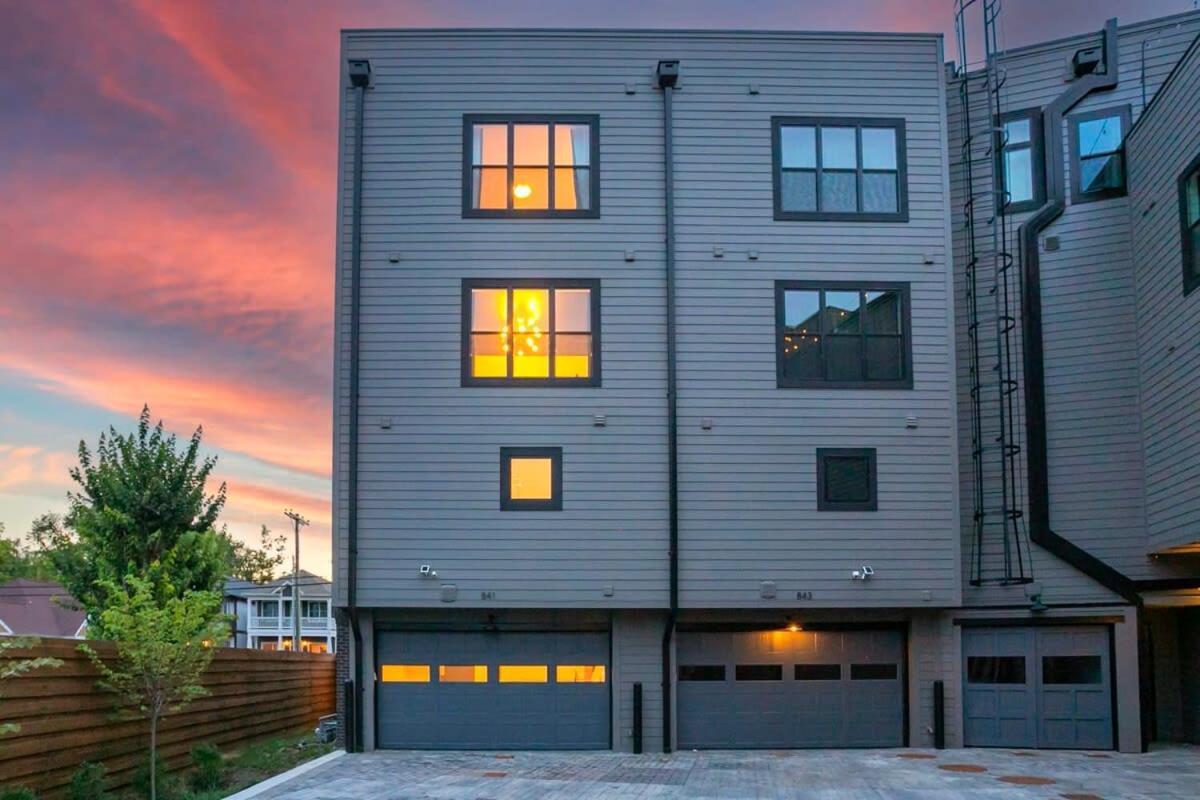 Ev Charger King Beds Garage 2 Miles To Dwntn Holiday home Nashville